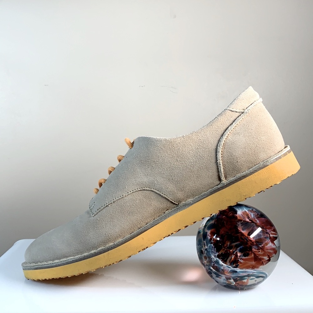 Born suede Oxford shoes